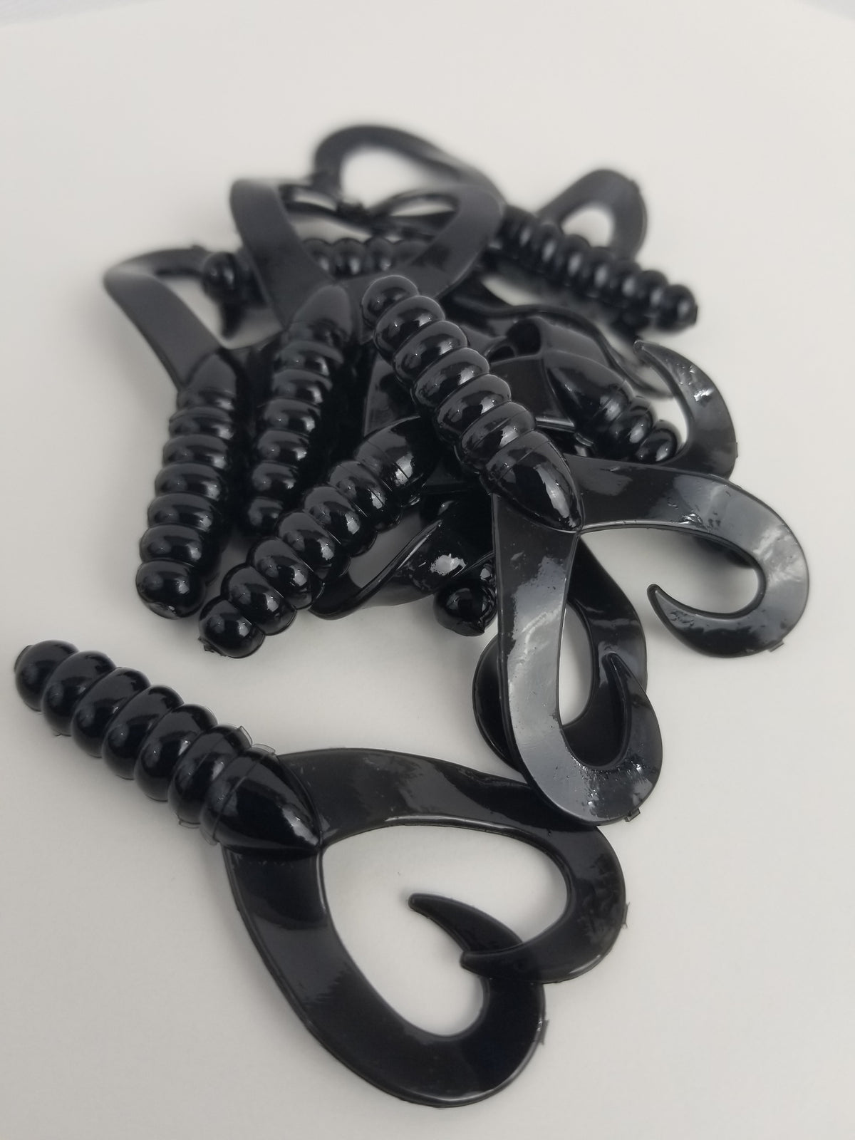 Cams 2" Double Twist Tail Black Magic Crappie Plastic Grub