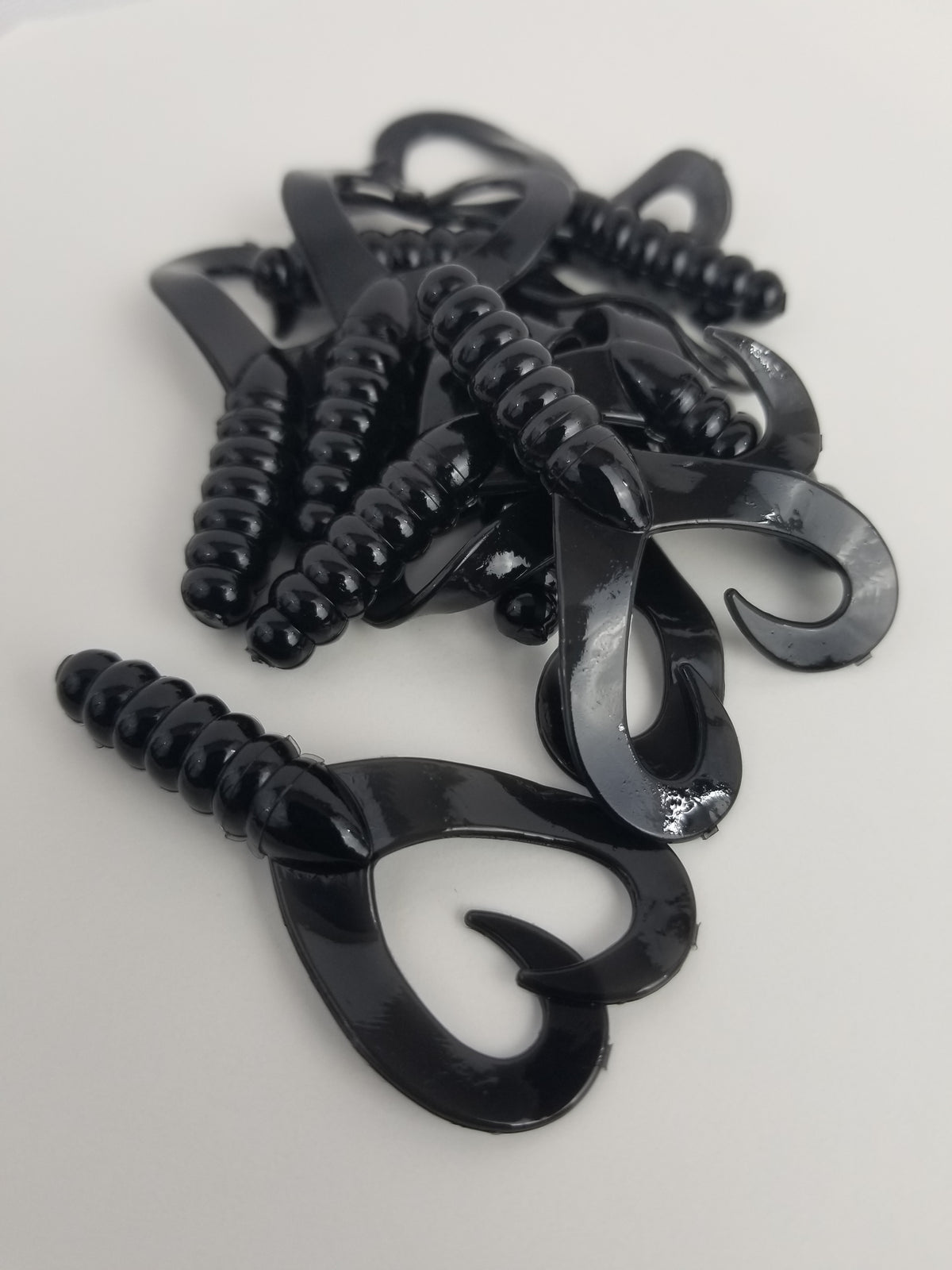 Cams 2" Double Twist Tail Black Magic Crappie Plastic Grub
