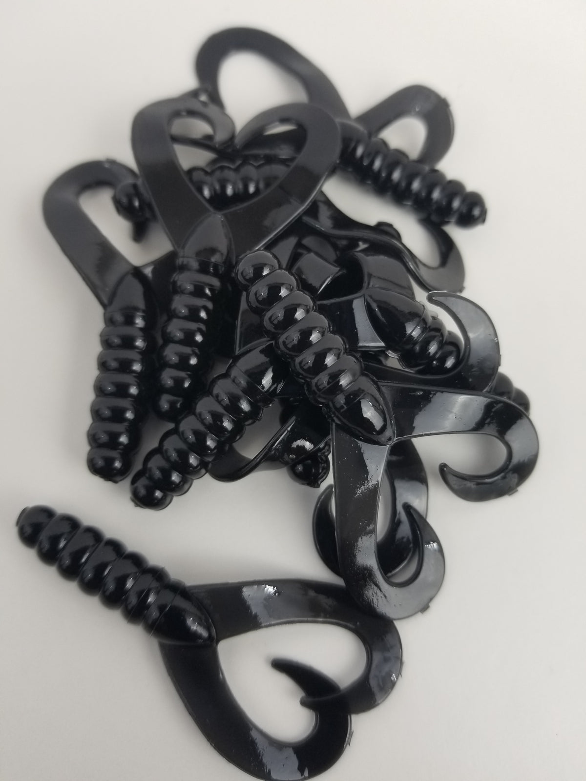 Cams 2" Double Twist Tail Black Magic Crappie Plastic Grub