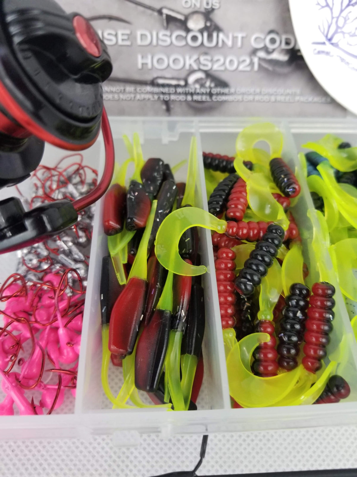 The Viper Redd 6'6" Ft Carbon Fiber xtralite Rod and Reel Combo Kit