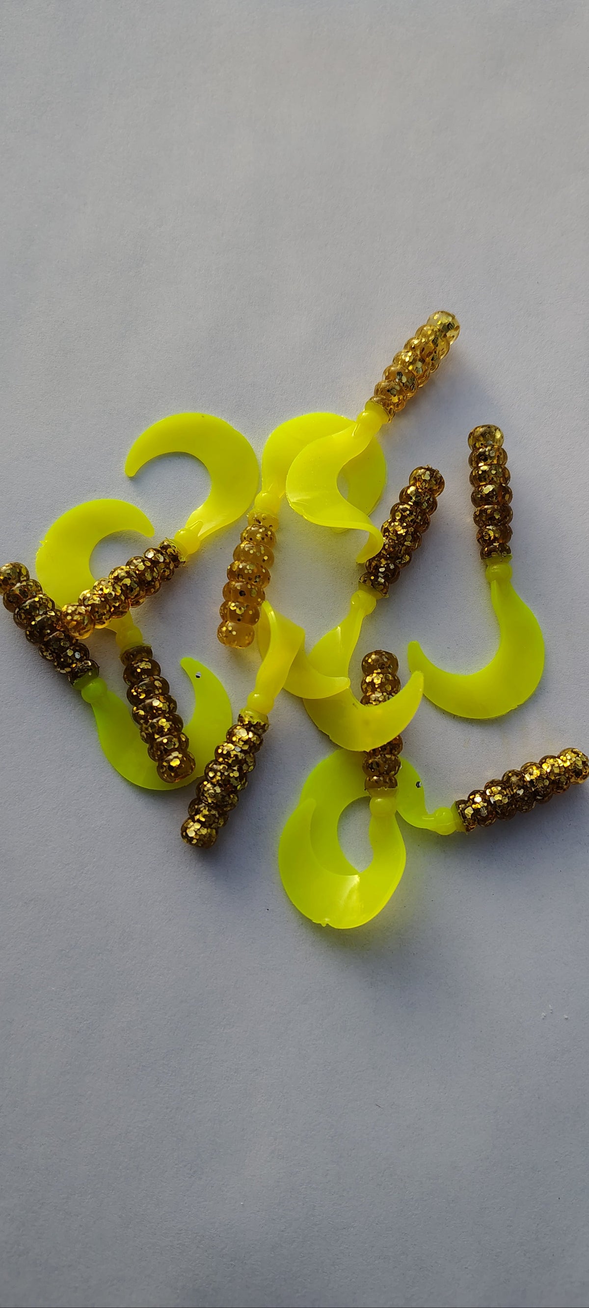 Cam's 2"(HOLOGRAM FLAKE) GOLDFINGER (SUNSHINE TAIL) 35pc Curly Tail Crappie Soft Jigs [A Cam's Exclusive