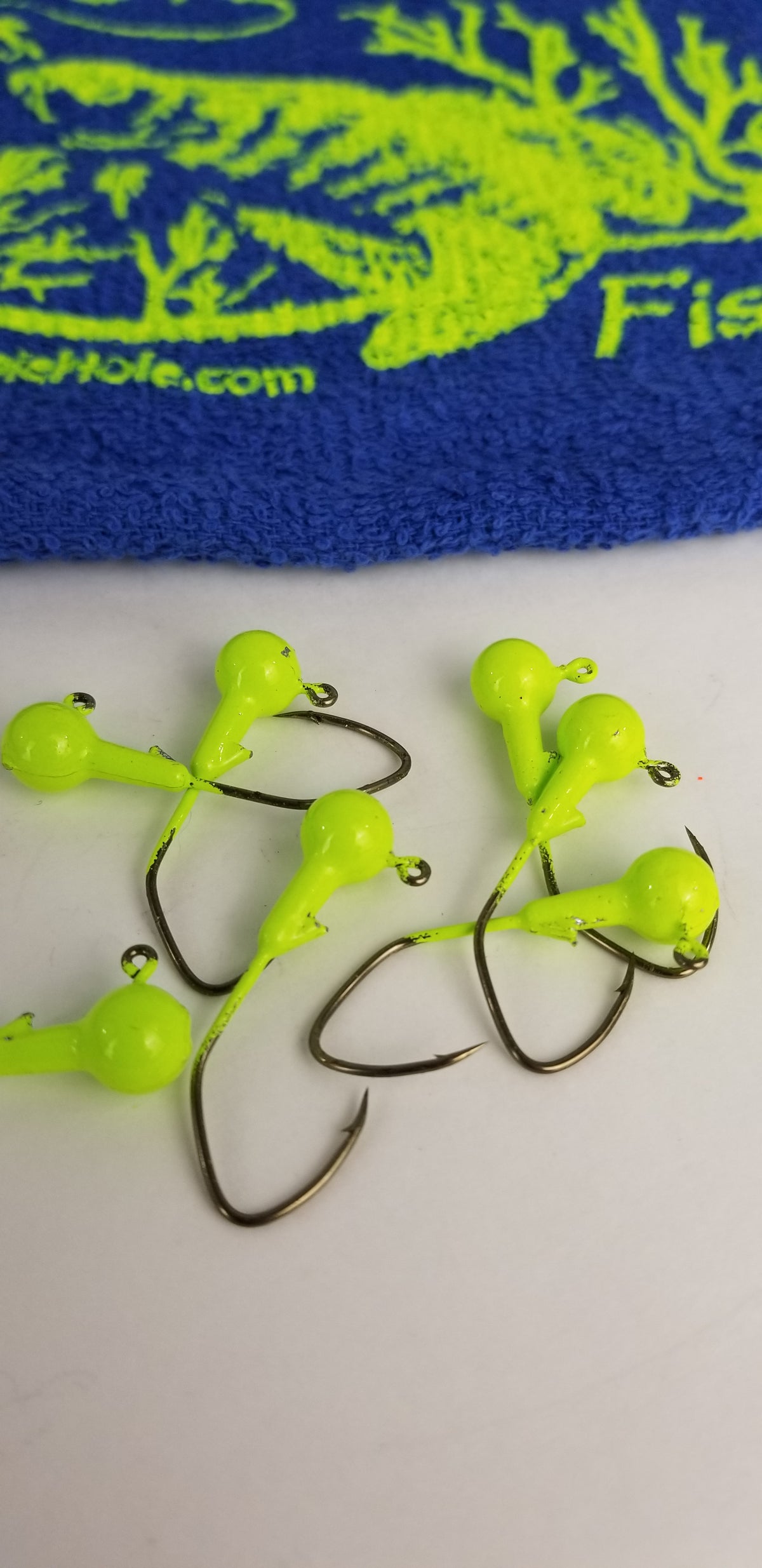 25ct.- 1/8oz. Painted Cam's DIESEL BUILT Chartreuse Head w/ 1/0 Deadly Bronze Hooks (Chemically Sharpened)