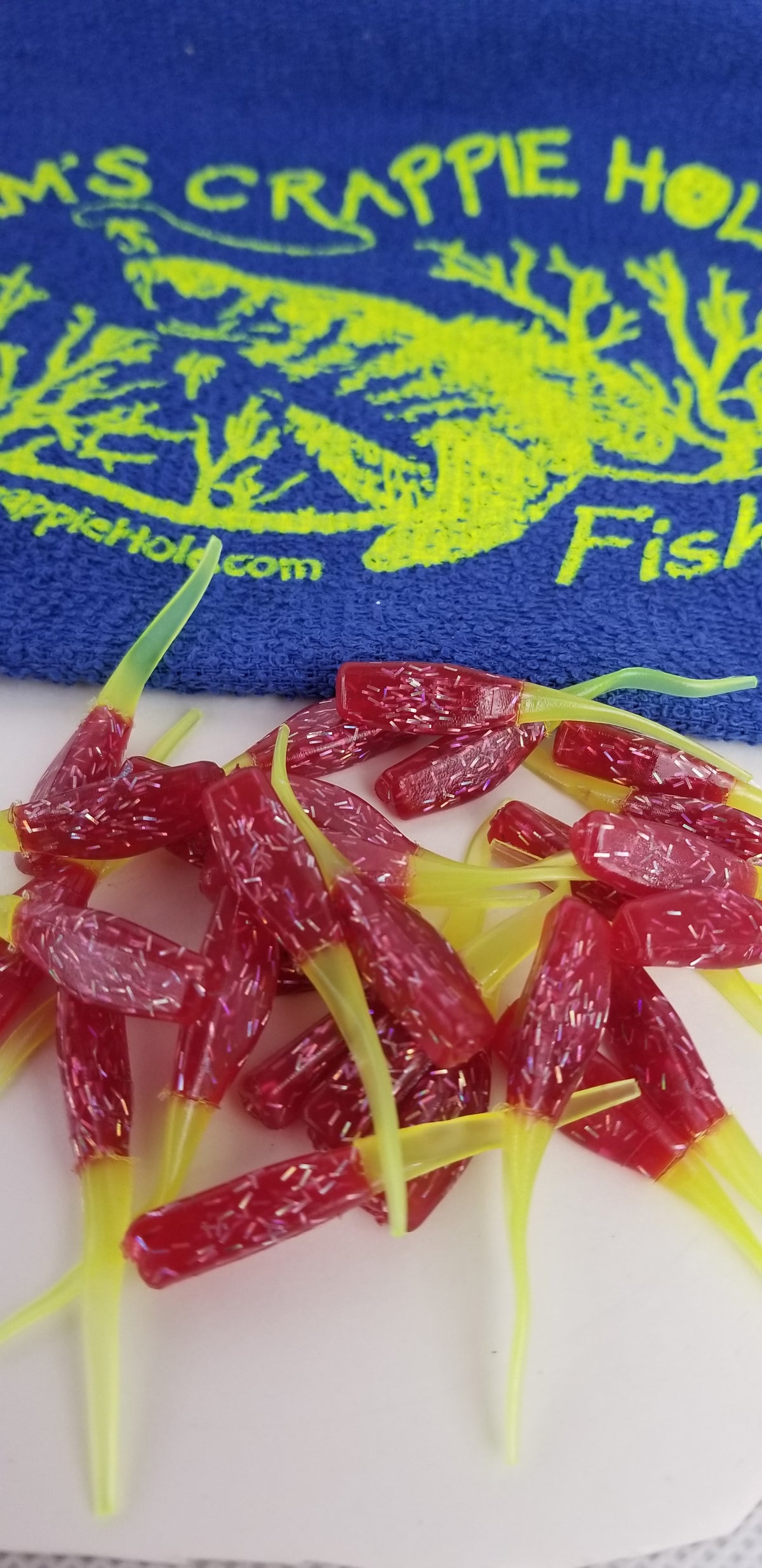 Cam's 2"(HOLOGRAM FLAKE) FIREBALL RED 35pc  Stinger Shad Crappie Soft Jigs  [A Cam's Exclusive]