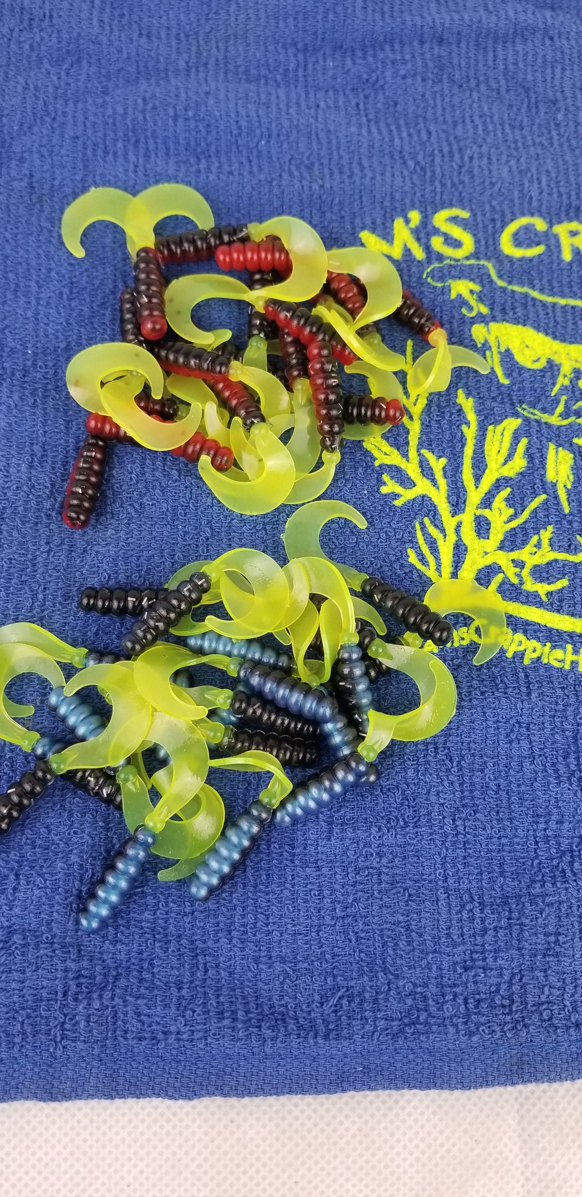 Cam's 2"(HOLOGRAM FLAKE) RED BLACK & CHARTREUSE/BLUE BLACK & CHARTREUSE 100pc (SPLIT SET) Curly Tail Crappie Soft Jigs [A Cam's Exclusive]