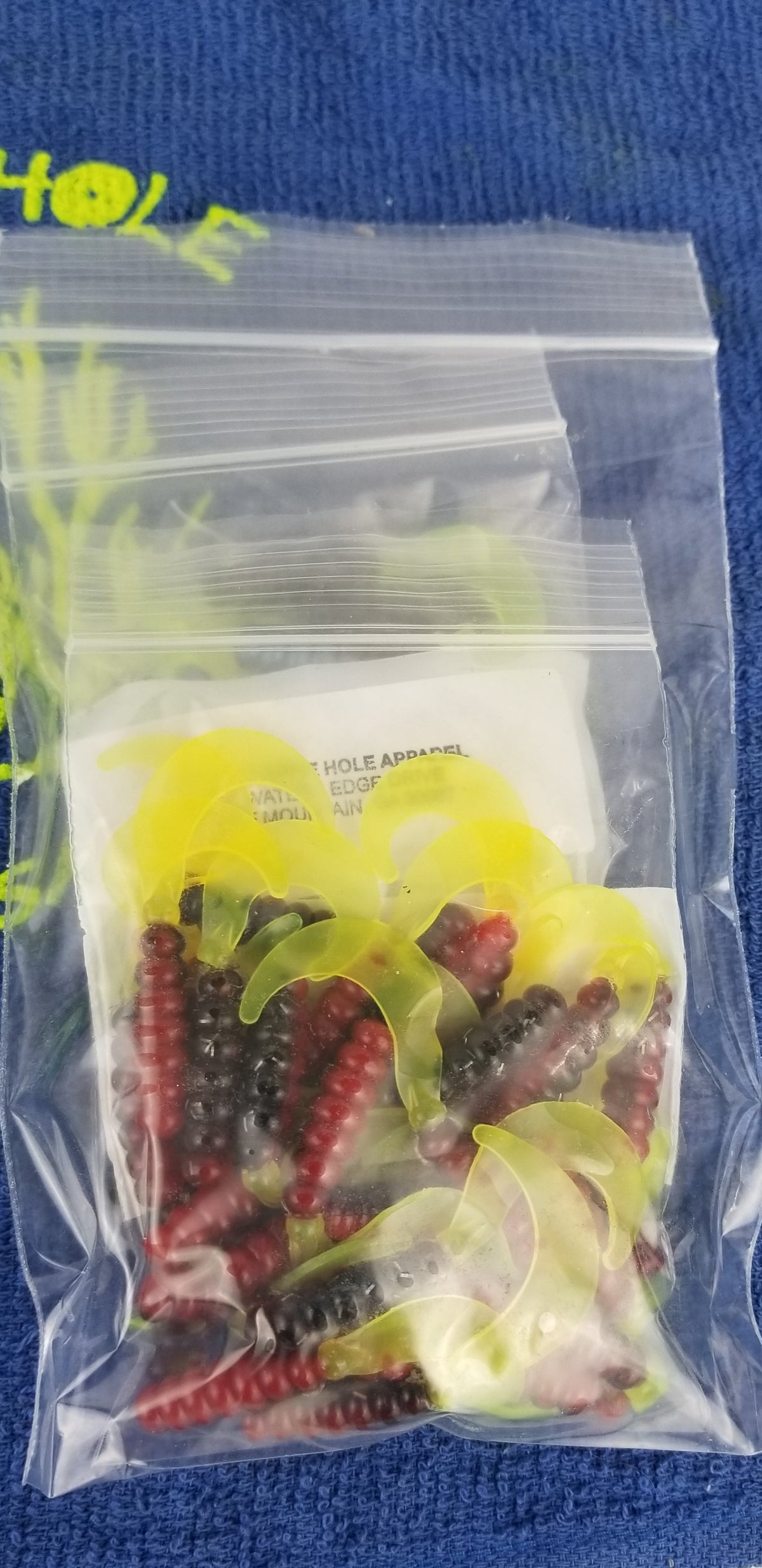 Cam's 2"(HOLOGRAM FLAKE) RED BLACK & CHARTREUSE/BLUE BLACK & CHARTREUSE 100pc (SPLIT SET) Curly Tail Crappie Soft Jigs [A Cam's Exclusive]