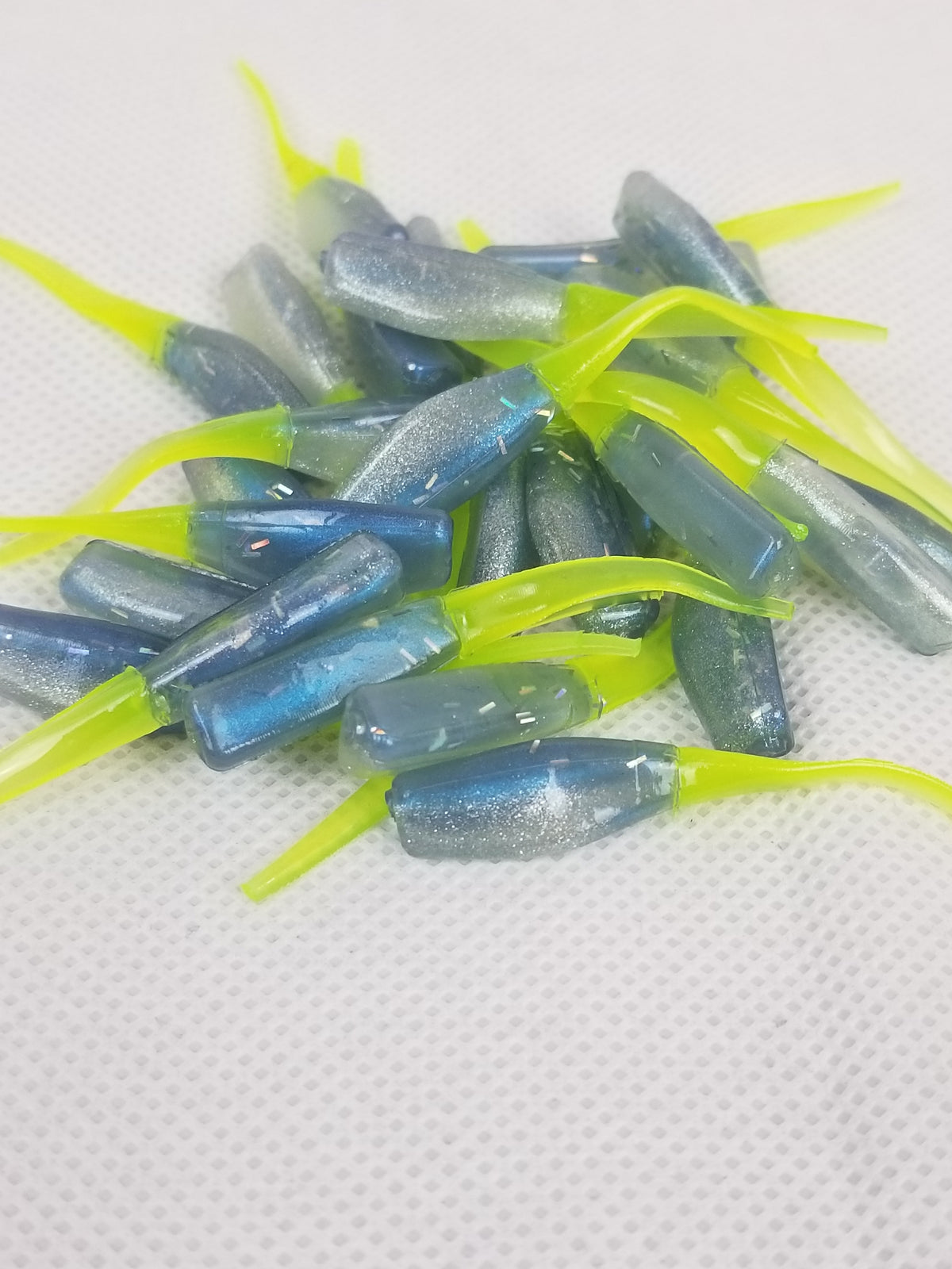 Cam's 2(HOLOGRAM FLAKE) Stinger Shad 40pc Spring Blue Ice & Chartreuse  Tail Crappie Soft Jigs [A Cam's Exclusive]