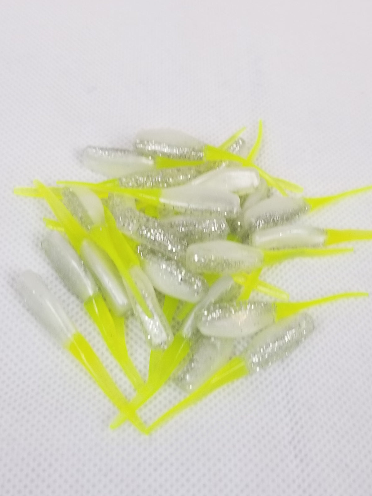 Cam's 2(HOLOGRAM FLAKE) Stinger Shad 40pc White Knight & Chartreuse Tail  Crappie Soft Jigs [A Cam's Exclusive]