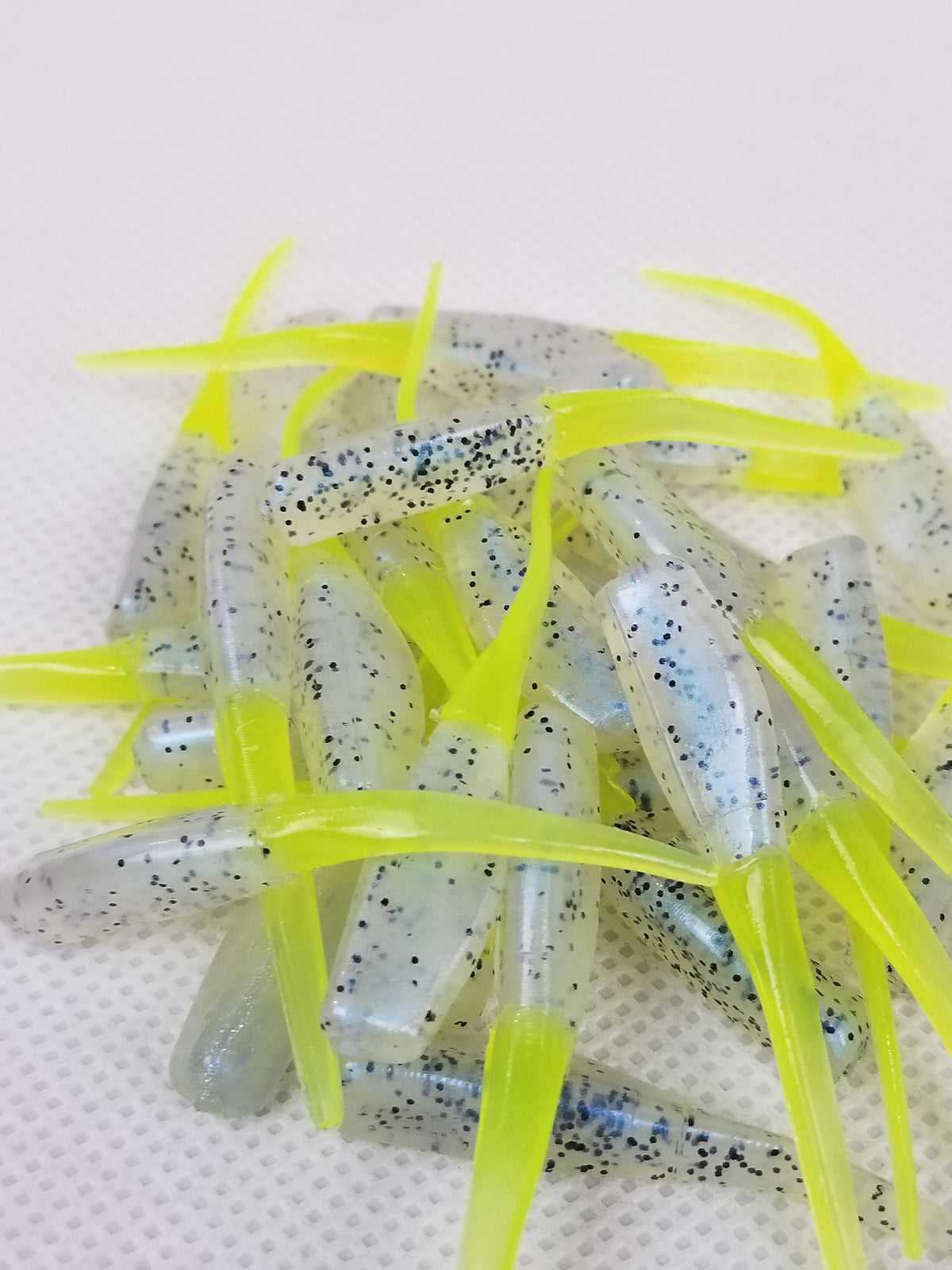 Cam's 2 Stinger Shad 40pc Spring Monkey Milk & Chartreuse Tail