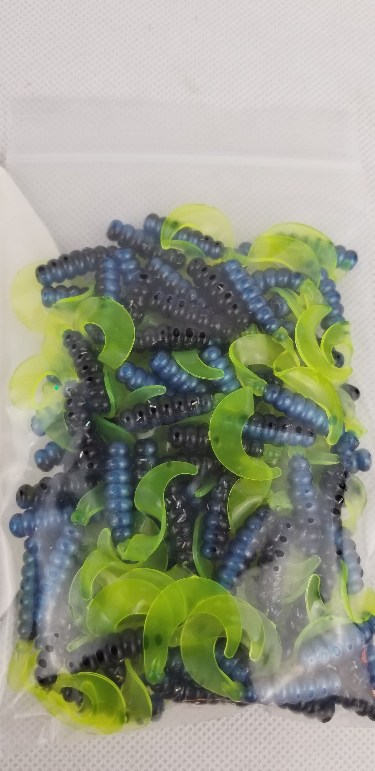 Cam's 2"(HOLOGRAM FLAKE)  CURLY TAIL 100pc BLUE BLACK & CHARTREUSE Crappie Soft Jigs [A Cam's Exclusive]