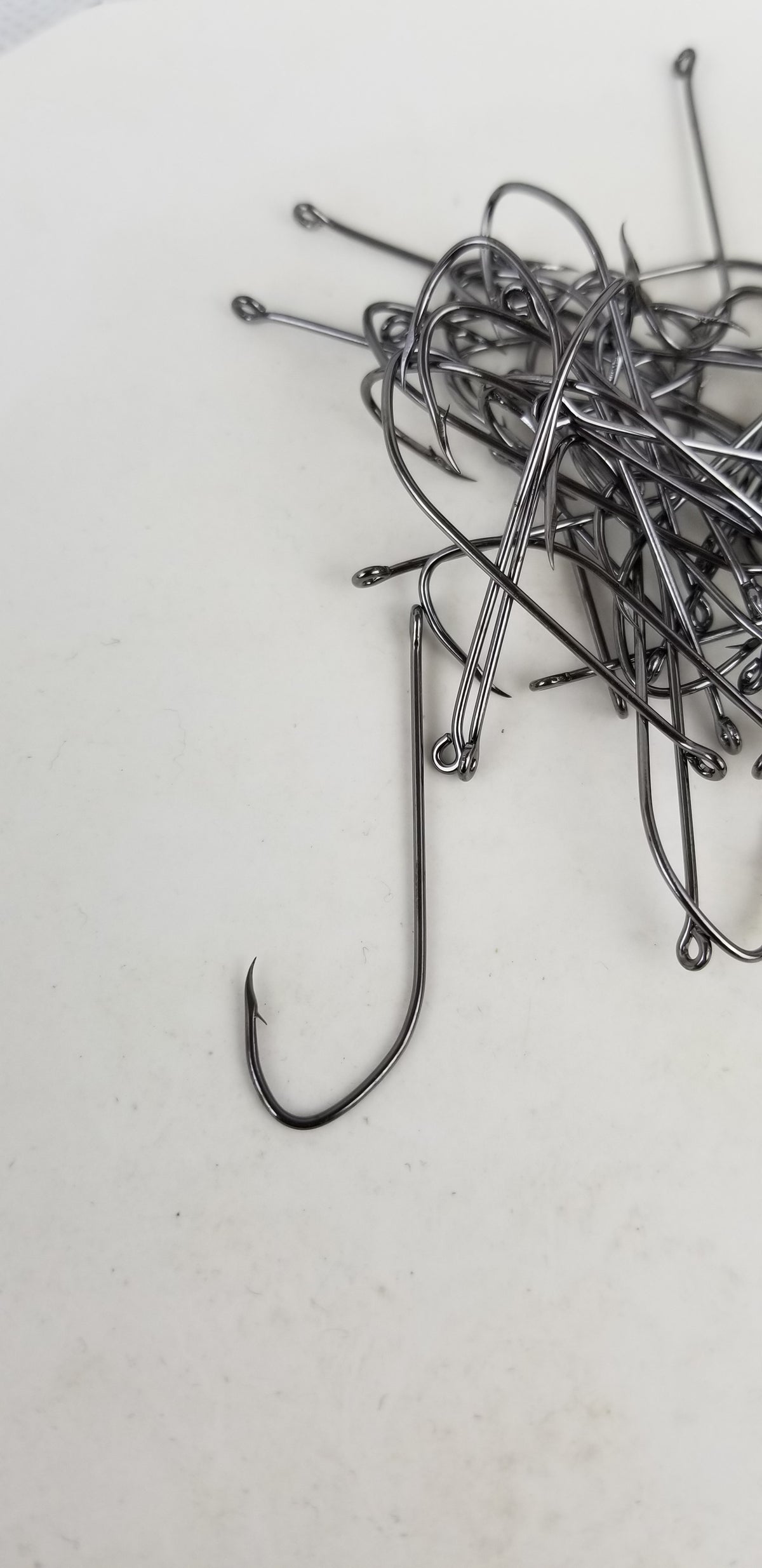 20 pc 1/0 Cam's Nasty Bend Minnow "Platinum Black" Hooks