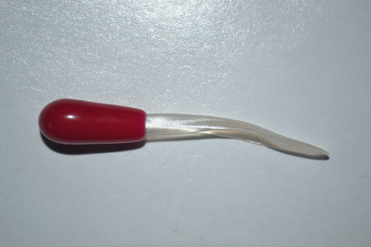 35 ct 1.5" Cam's KILLER STINGER "RED & WHITE" MINNOWS