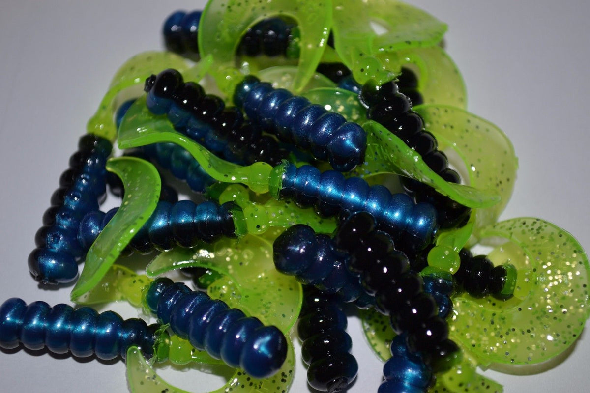 Cam's 2 Crappie Jigs 40pc Tri-Color Black & Blue Chartreuse Curly Tail  Soft Jig