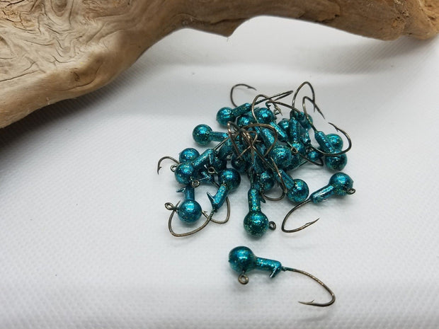 35 pk. 1/16 oz. Cam's "Blue Green Flake" Painted Jigs with Collar and #2 Bronze "NASTY BEND HOOKS"